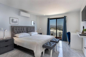 Sky & Ocean-View Studio In Heart of Cabo!